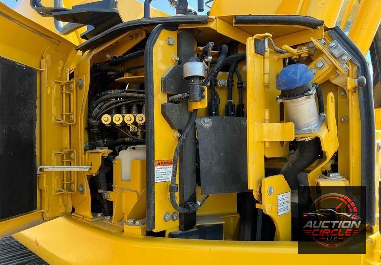 2020 Komatsu PC238USLC-11 excavator