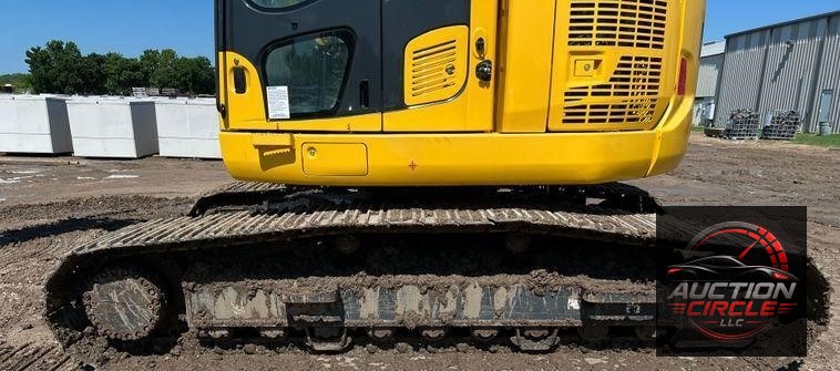 2020 Komatsu PC238USLC-11 excavator