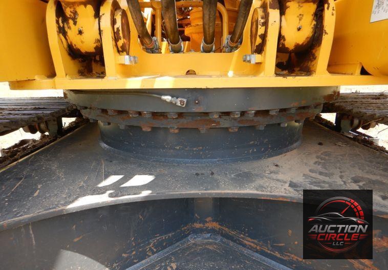 2018 Komatsu PC210LC-11  excavator