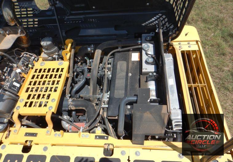2018 Komatsu PC210LC-11  excavator