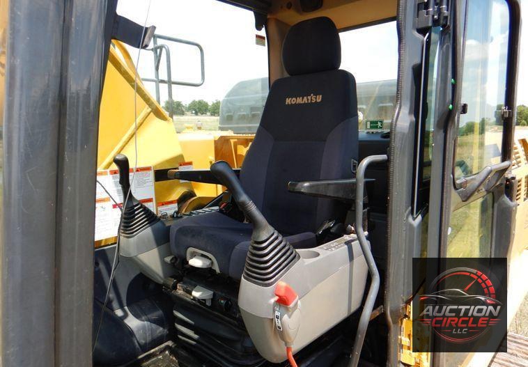 2018 Komatsu PC210LC-11  excavator