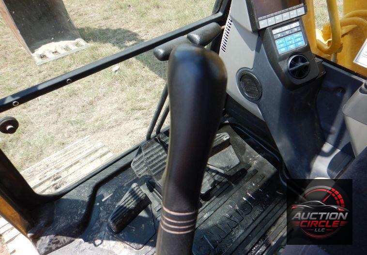 2018 Komatsu PC210LC-11  excavator