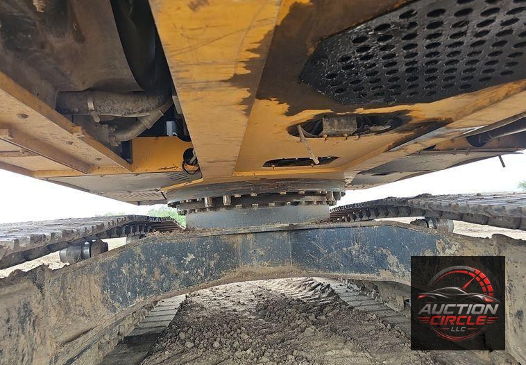 2017 John Deere 350G LC excavator