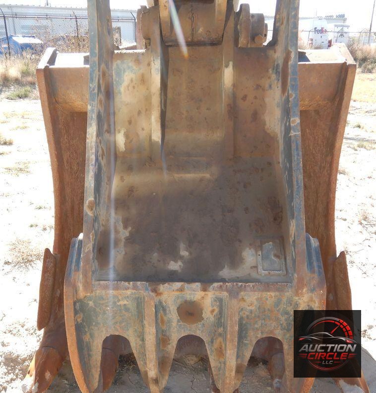 2016 Komatsu PC360LCi-11  excavator
