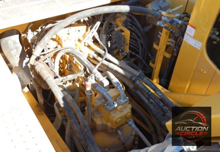 2016 Komatsu PC360LCi-11  excavator