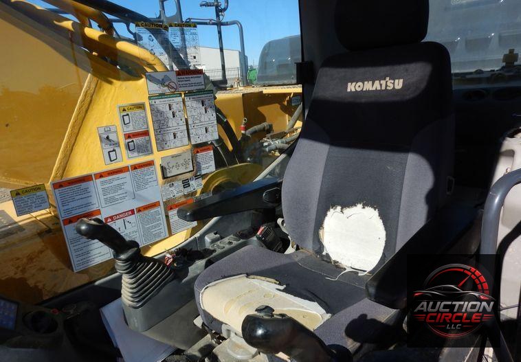 2016 Komatsu PC360LCi-11  excavator