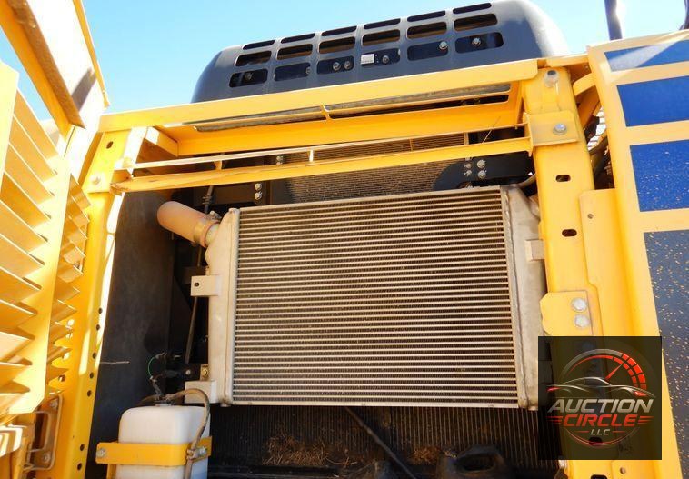 2016 Komatsu PC360LCi-11  excavator