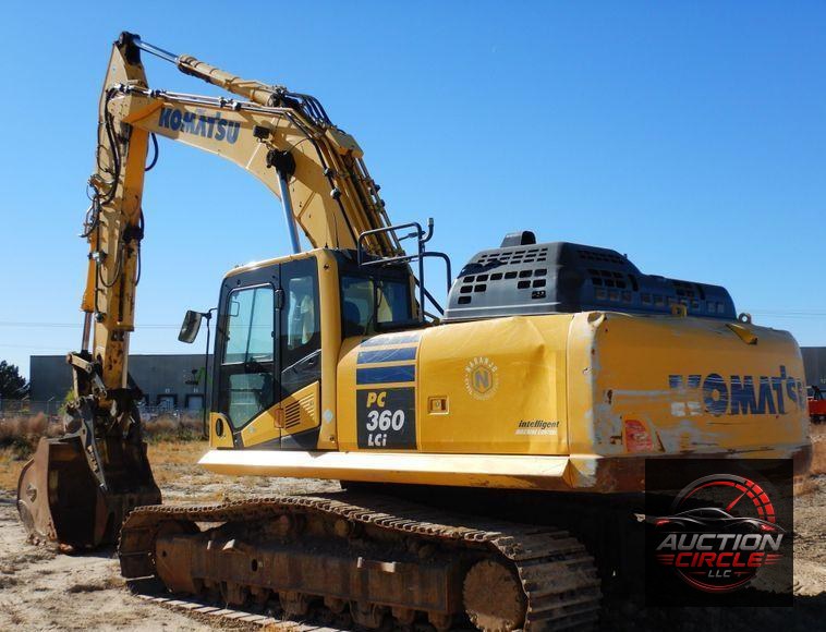 2016 Komatsu PC360LCi-11  excavator