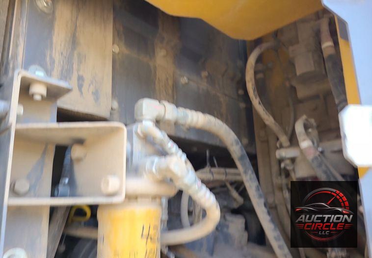 2017 John Deere 245G LC  excavator