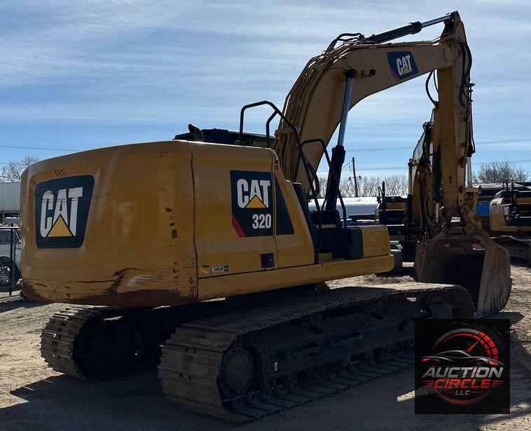 2019 Caterpillar 320 excavator