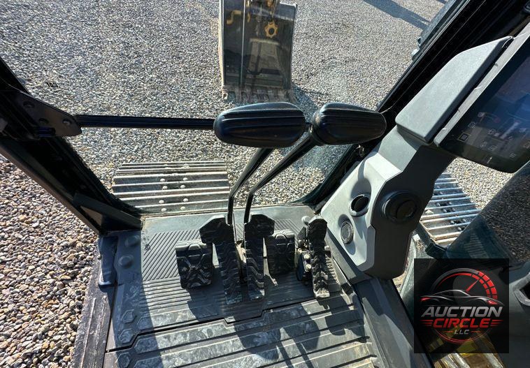 2018 Caterpillar  323 excavator