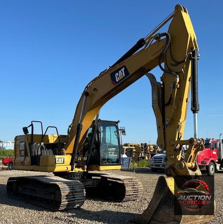 2018 Caterpillar  323 excavator