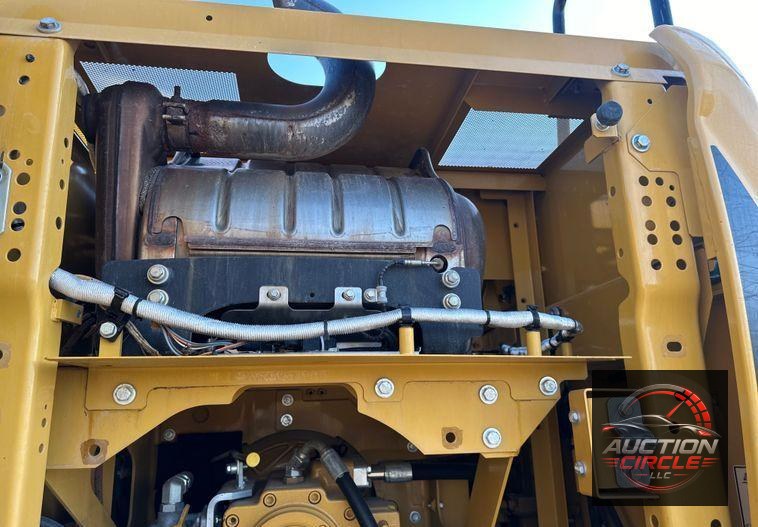 2018 Caterpillar  323 excavator