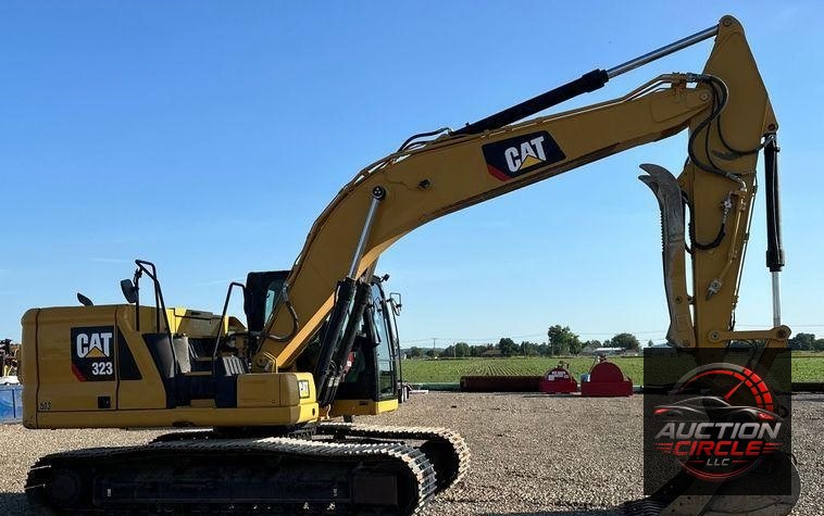 2018 Caterpillar  323 excavator