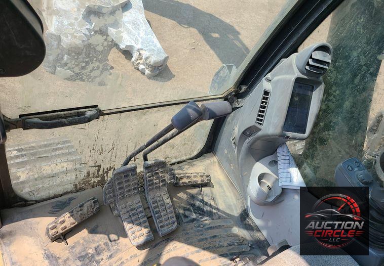 2015 John Deere 350G LC  excavator