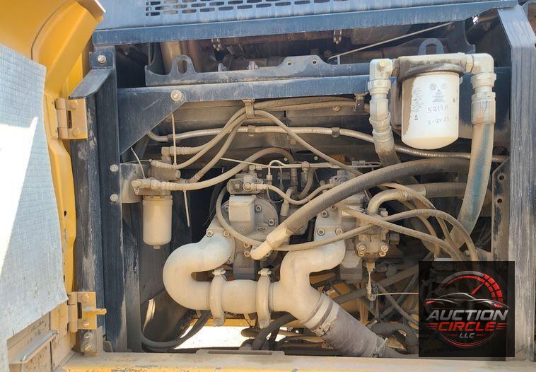 2015 John Deere 350G LC  excavator