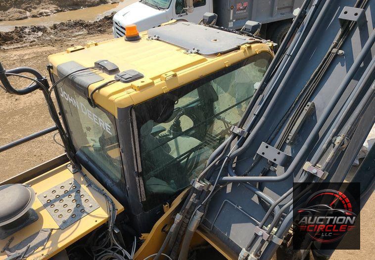 2015 John Deere 350G LC  excavator