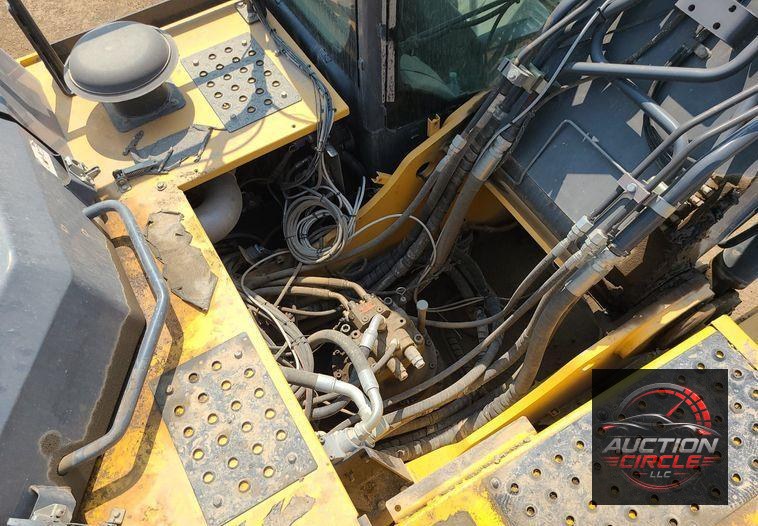 2015 John Deere 350G LC  excavator
