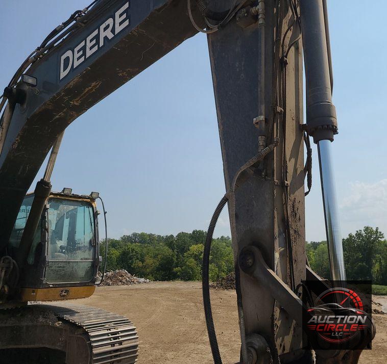 2015 John Deere 350G LC  excavator