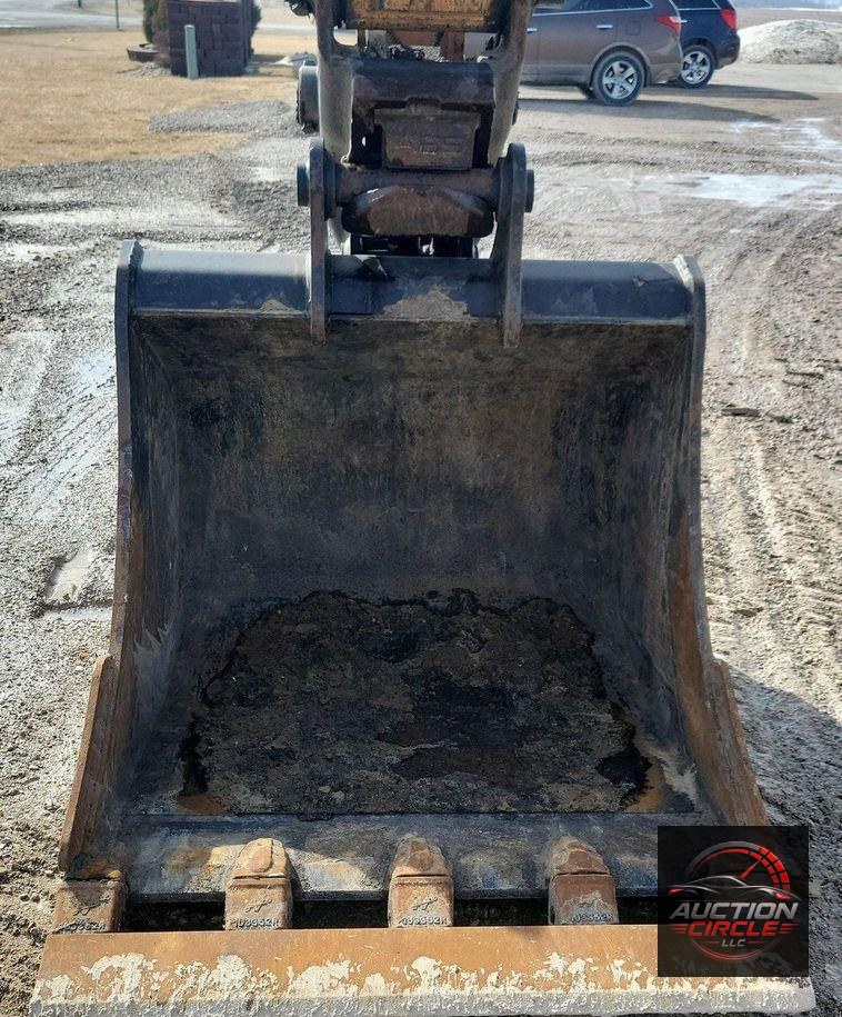 2016 Case CX160D  excavator