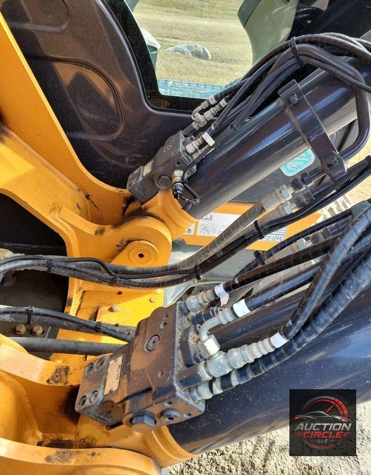 2016 Case CX160D  excavator