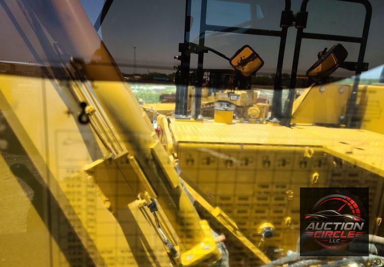 2018 Caterpillar 330FL  excavator