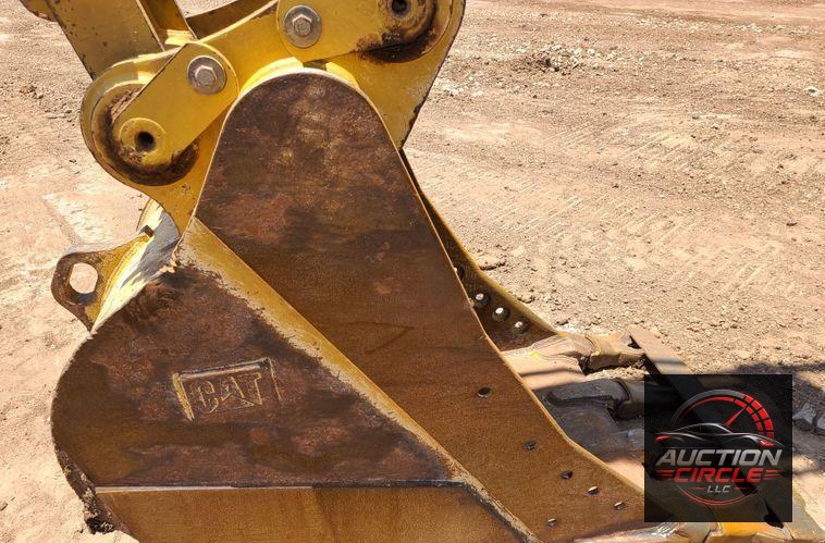 2018 Caterpillar 330FL  excavator