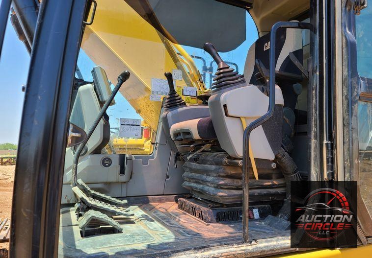 2018 Caterpillar 330FL  excavator
