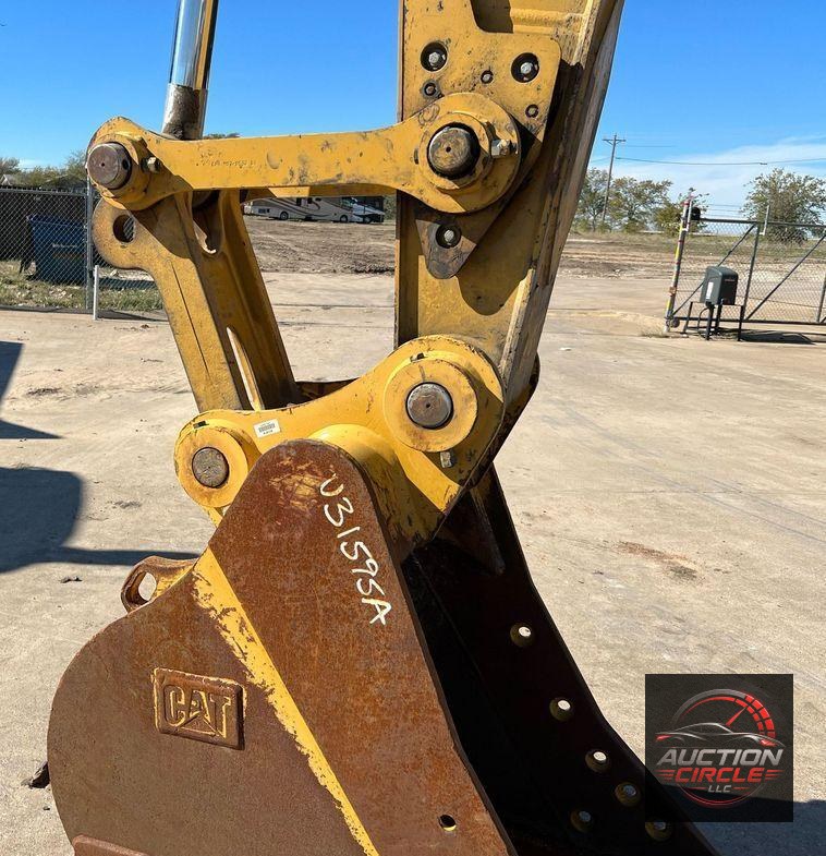 2018 Caterpillar 323  excavator
