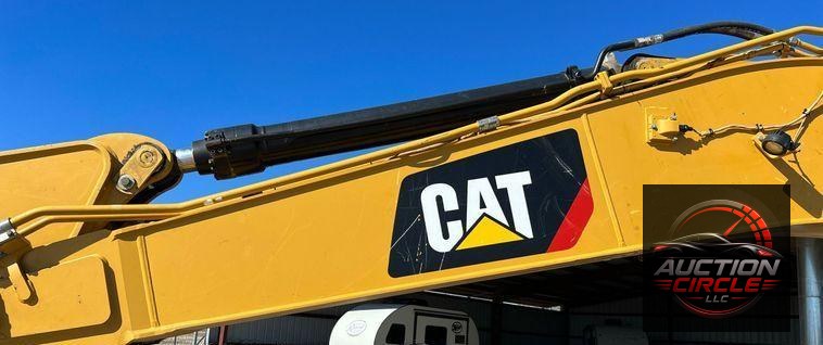 2018 Caterpillar 323  excavator