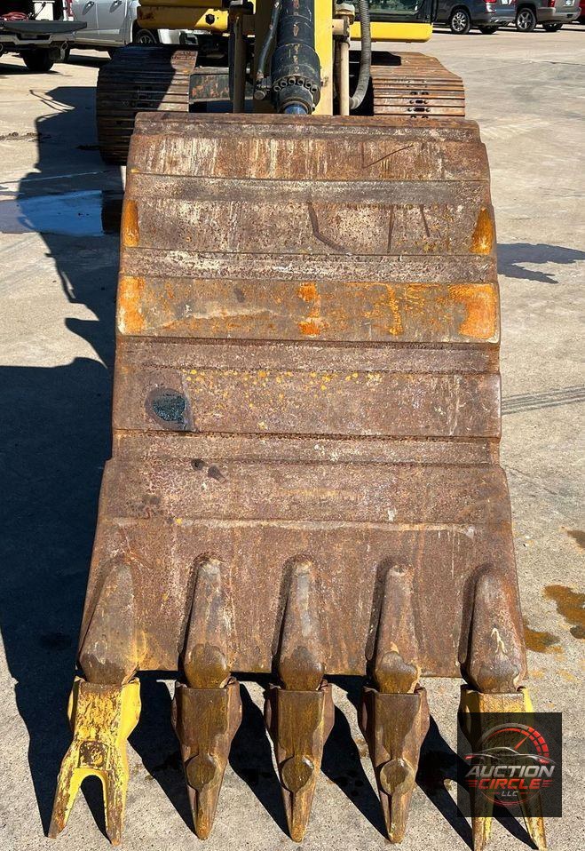 2018 Caterpillar 323  excavator