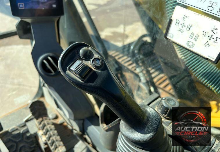 2018 Caterpillar 323  excavator