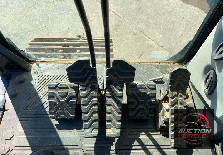 2018 Caterpillar 323  excavator