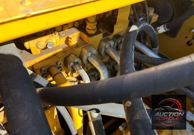 2018 Caterpillar 323  excavator