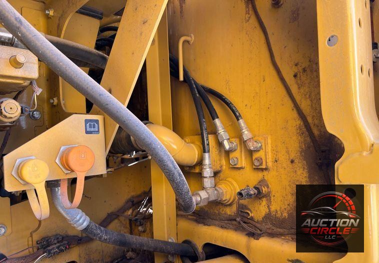 2018 Caterpillar 323  excavator