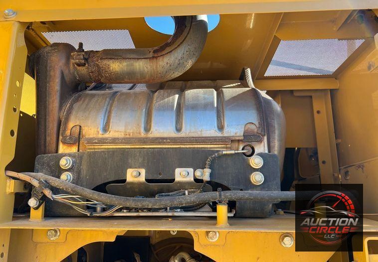 2018 Caterpillar 323  excavator