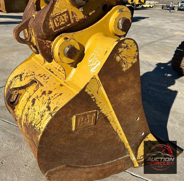 2018 Caterpillar 320  excavator