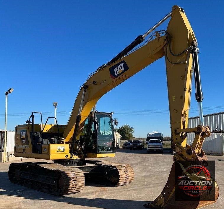 2018 Caterpillar 320  excavator