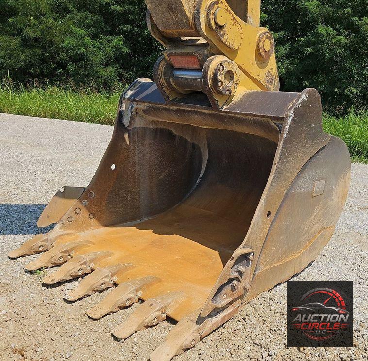2018 Caterpillar  349FL excavator
