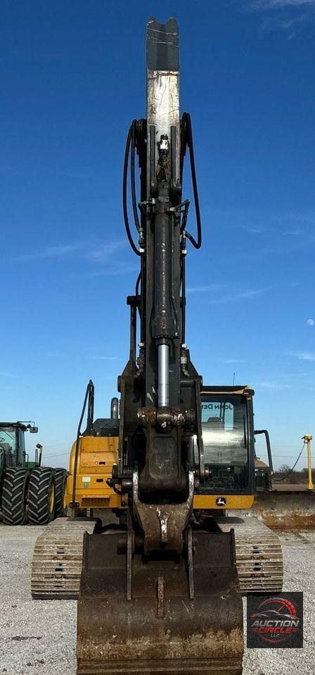 2015 John Deere 250G LC excavator