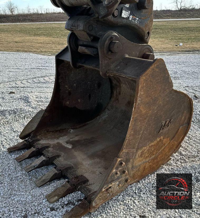 2015 John Deere 250G LC excavator