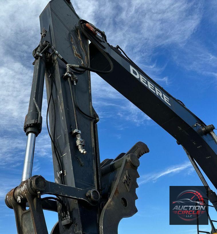 2015 John Deere 250G LC excavator