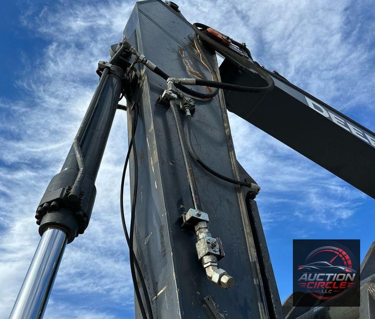 2015 John Deere 250G LC excavator
