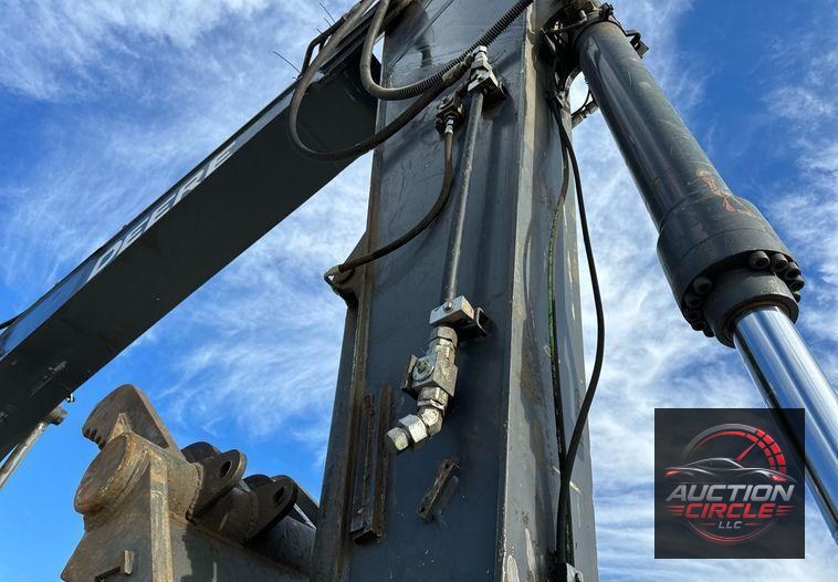 2015 John Deere 250G LC excavator