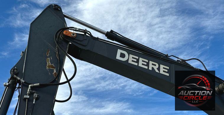 2015 John Deere 250G LC excavator