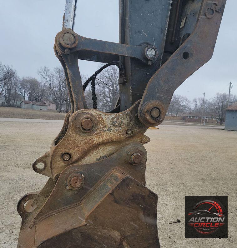 2018 John Deere 210G LC excavator