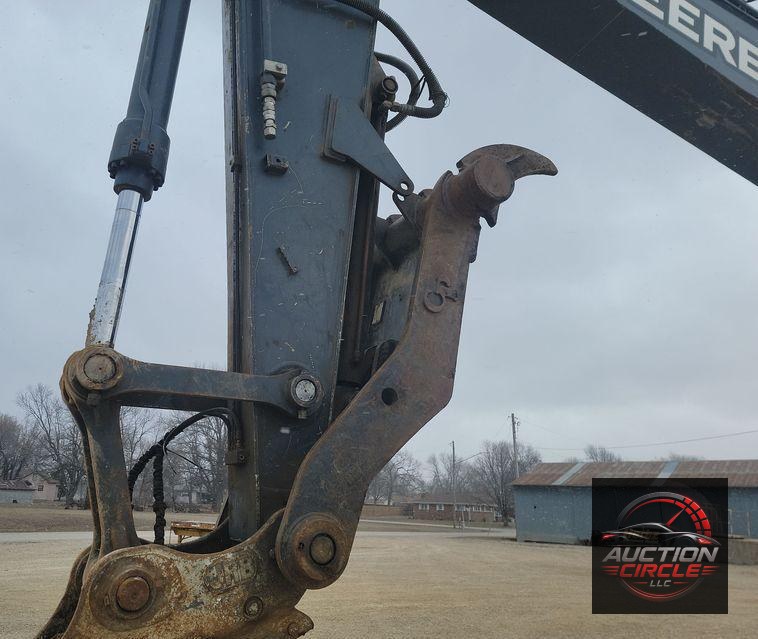2018 John Deere 210G LC excavator