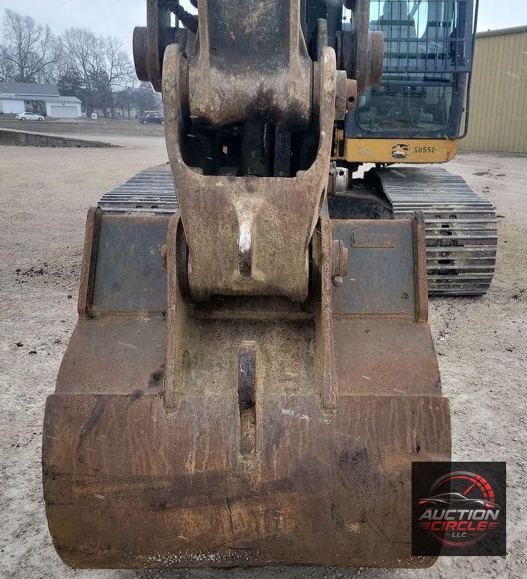 2018 John Deere 210G LC excavator