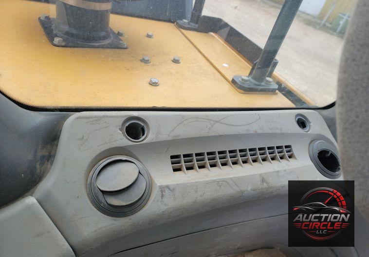 2018 John Deere 210G LC excavator