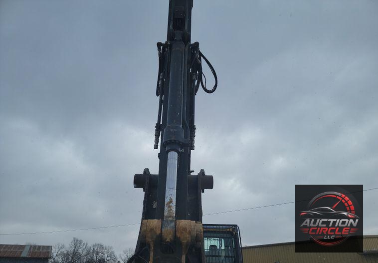 2018 John Deere 210G LC excavator